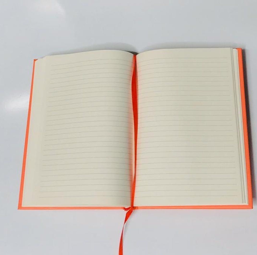 تصویر دفتر دات نوت I Write Because